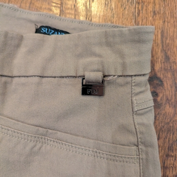 French Dressing Suzanne Relaxed Straight Leg Supreme Denim, Sandstone Tan Sz 18 - Picture 8 of 10